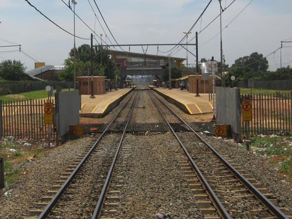 Arriving in Oakmoor. Notice the spikes.