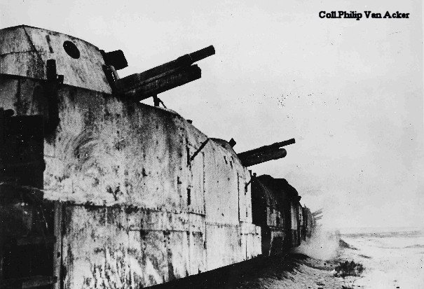 russia Armoured train 1942.jpg