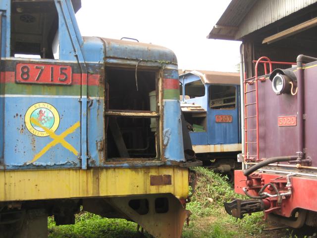 Ironic that steam locomotive 3020 is in far better condition than diesels 9207 and 8715
