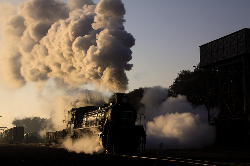 A goods load steps upgrade in the early morning glory