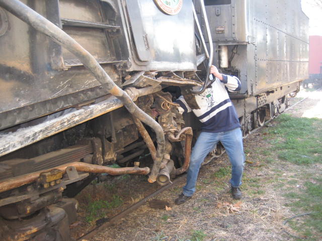 Les gets stuck in...