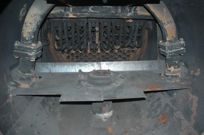 The smokebox interior clearly showing the reconstruction of the table plate. In the background can clearly be seen the various elements and tube plate. Good for mechanical students!