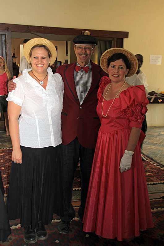 The ladies of style again at Cullinan Lodge- Linda and Liesel
