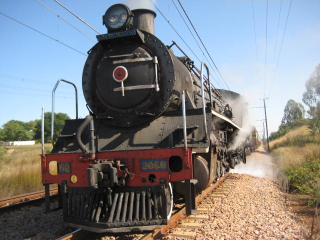Standing at a signal at Baviaanspoort - for one hour!