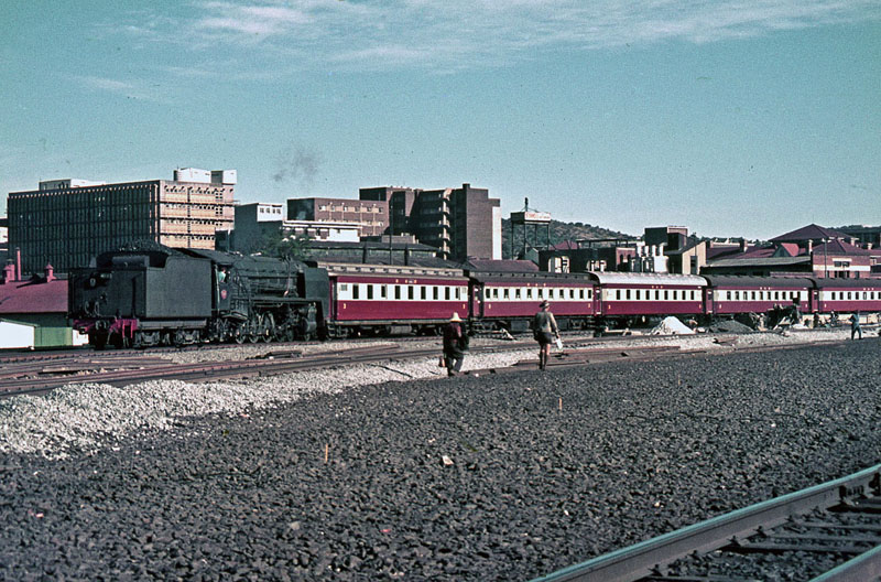 This 15F no 3033, is the passenger pilot at Bloemfontein. The yard is being rebuilt for electrification. Photo: 8 Oct 1974.