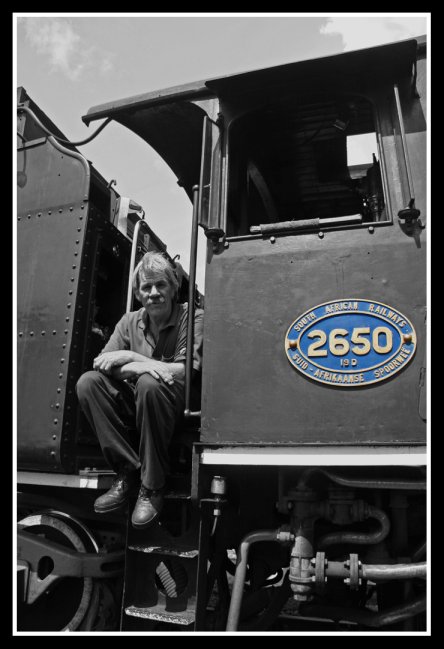 2650 with driver Willem<br /><br />Photo by Gerda Nobbs December 2007