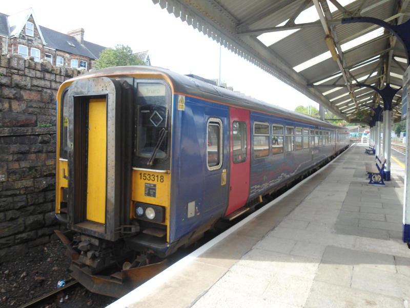 Class 153 stands in the bay platform at Truro Station