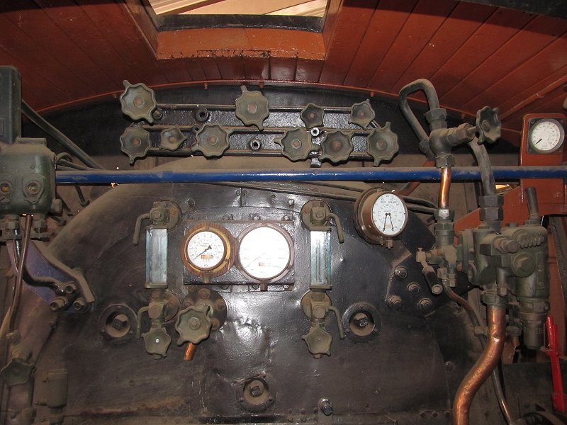 Cab interior of 16CR-816