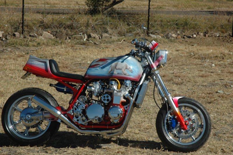 Rovos and Friends of the Rail driver, Frik Boshoff, had his turbo charged steed on display!