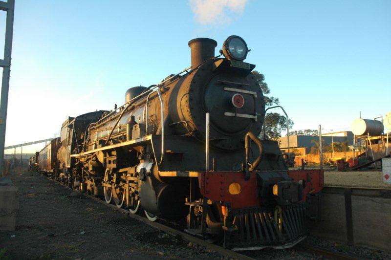 Early morning sun on the 19D at Hermanstad