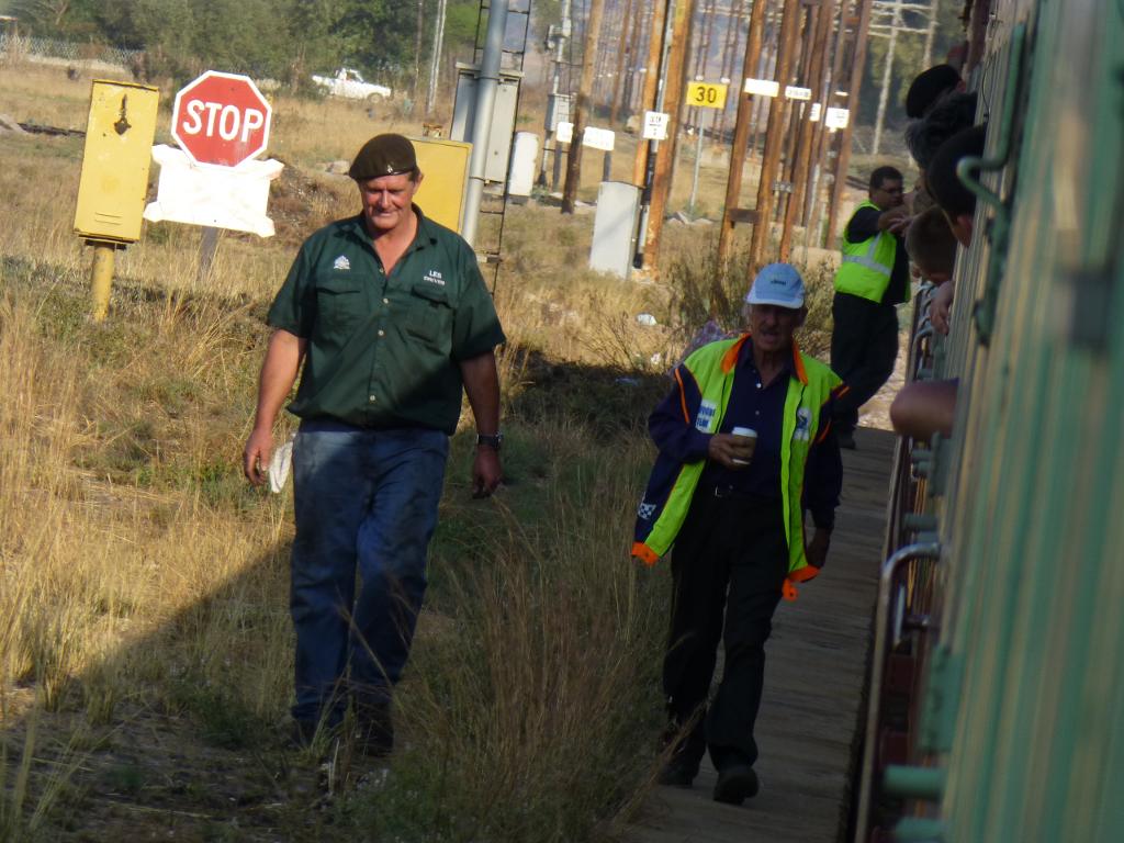 Les walks back to the locomotive