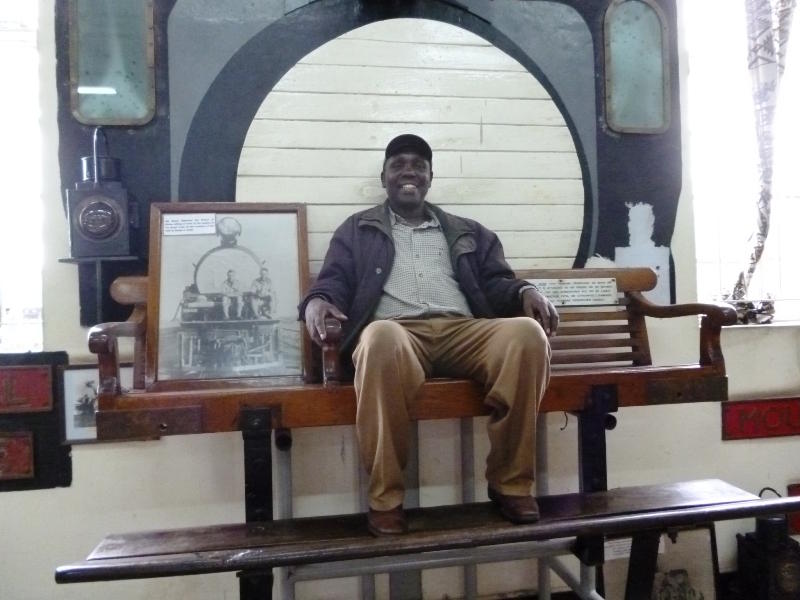 110522Su-P1000512-NairobiRailwayMuseum-David-RSmith-s.jpg