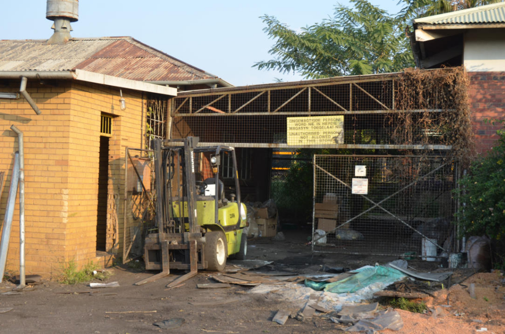 00_Capital Park final dweekend move. End of an age. 5 June 2016 (6).jpg