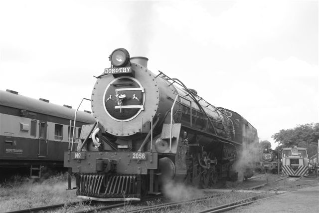 15CA 2056 at Capital Park on 13 March, having returned FOTR's NZ truck from Germiston.