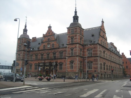 HelsingÃ¸r Station facade
