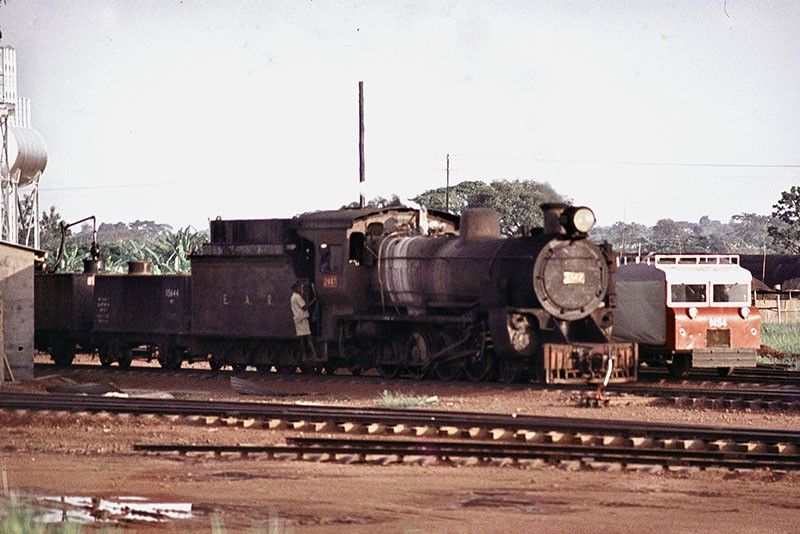Gulu.  EAR&H Class 24 #2447 shunts in the station area.jpg