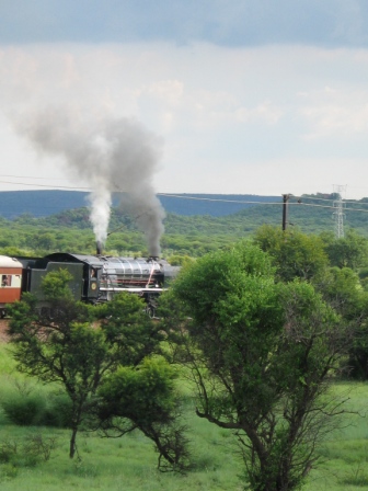 Making a nice show for photographers on the run past at Pyramid South, 3117 blows off and produces smoke