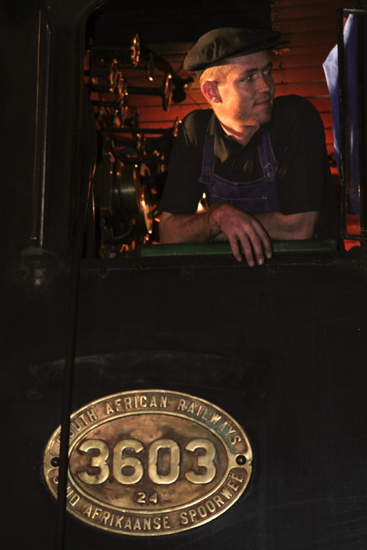 Overnight firelighter-sentinel of steam